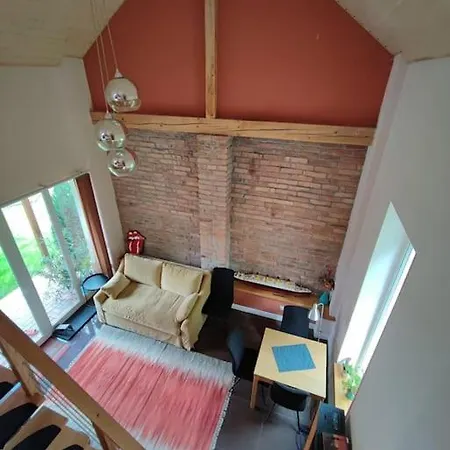 Bright Cosy House With Parking Holiday home Prague