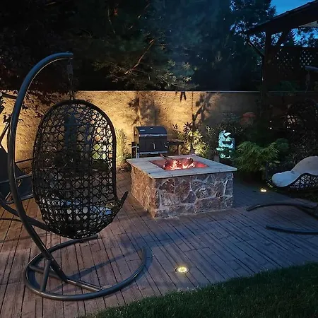 Сasa de vacaciones Bright Cosy House With Parking Praga